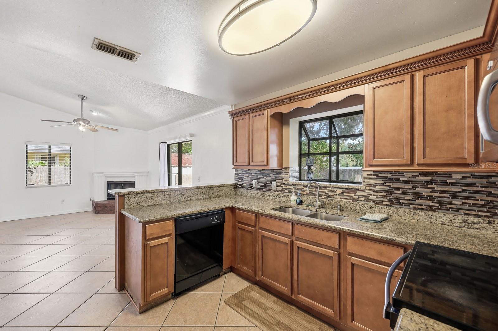 ANDERSON VILLAGE - Residential