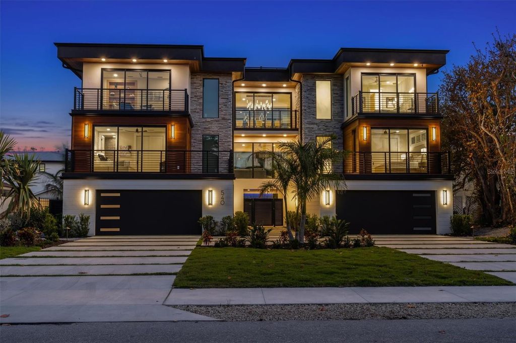 Photo of 540 S Polk Drive, Sarasota, FL 34236 (MLS # A4681449)