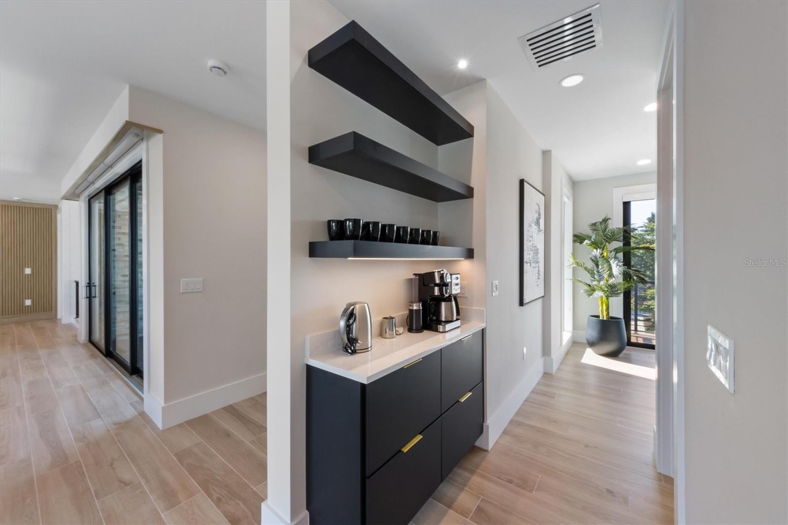 LIDO BEACH DIV B - Residential