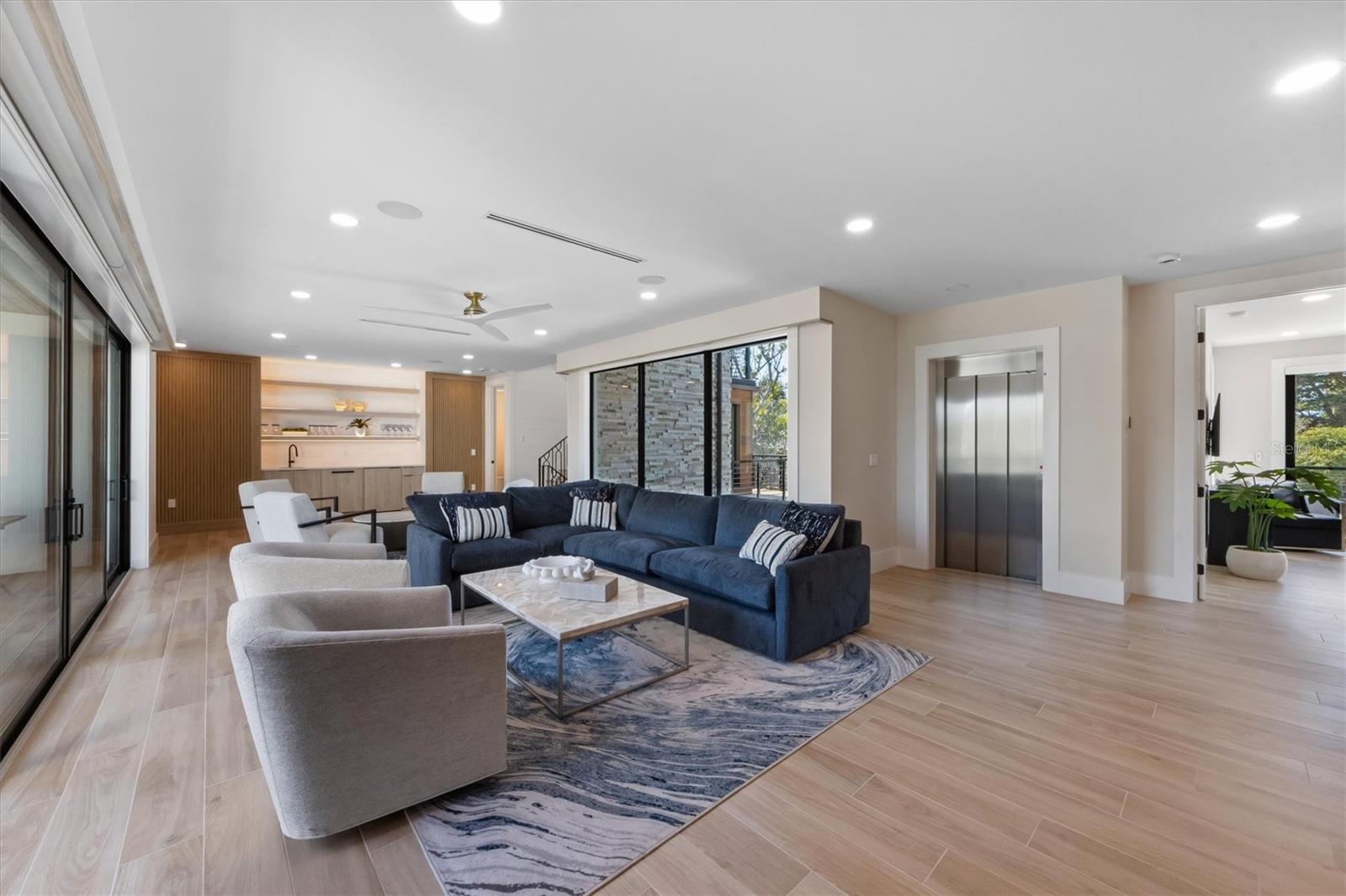 LIDO BEACH DIV B - Residential