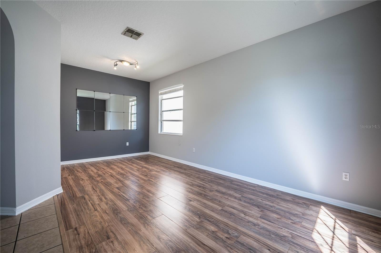 9975 SHADOW CREEK DRIVE