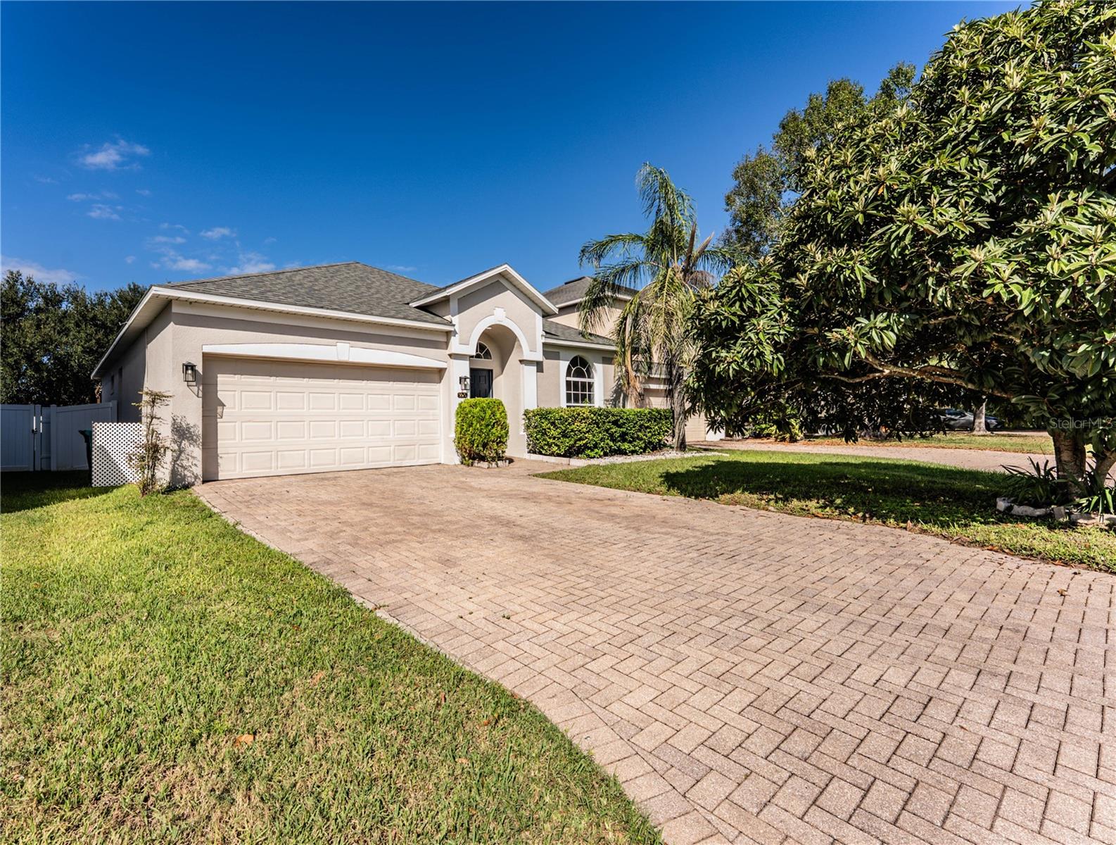 9975 SHADOW CREEK DRIVE