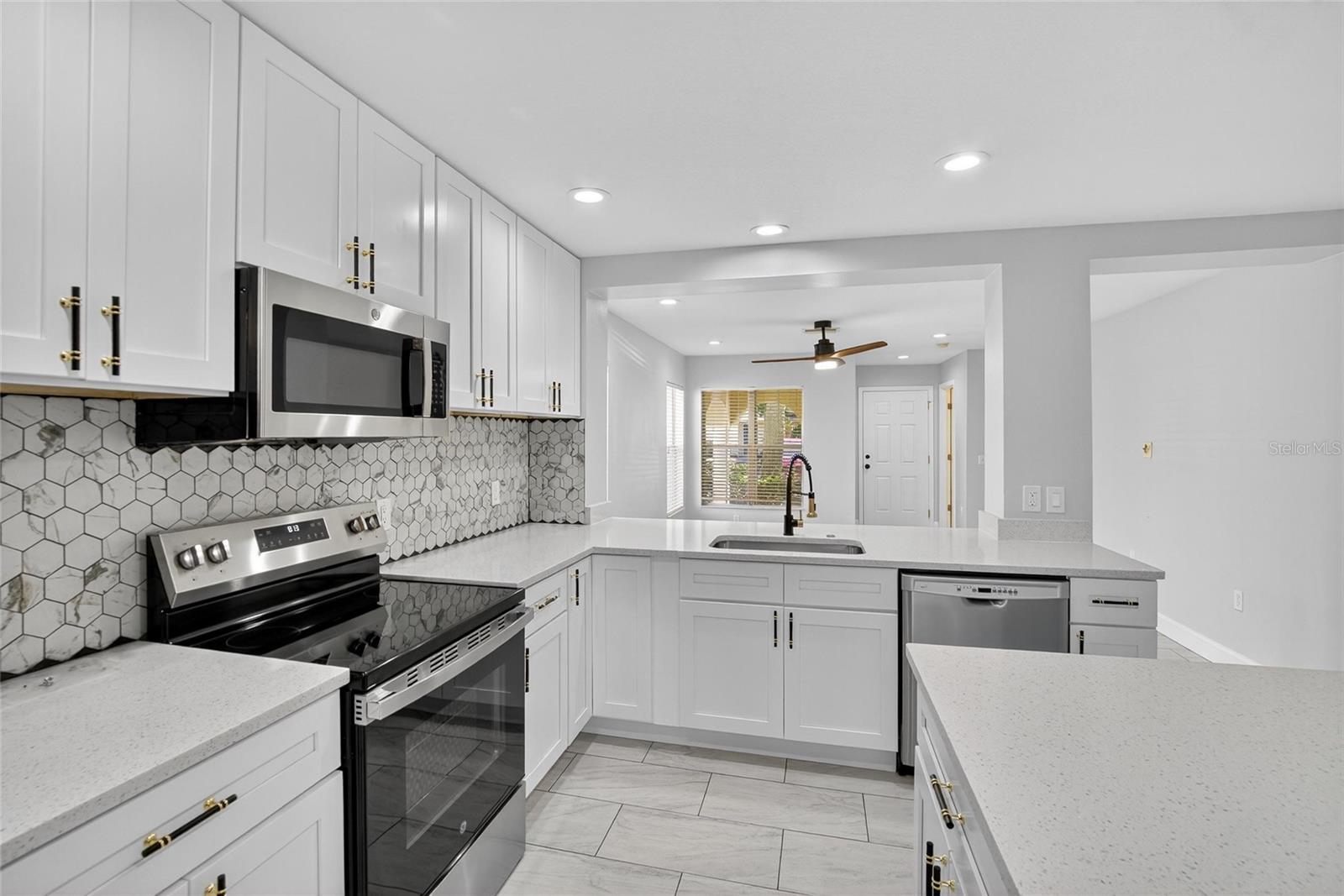 ST CHARLES PLACE PH 1 - Residential