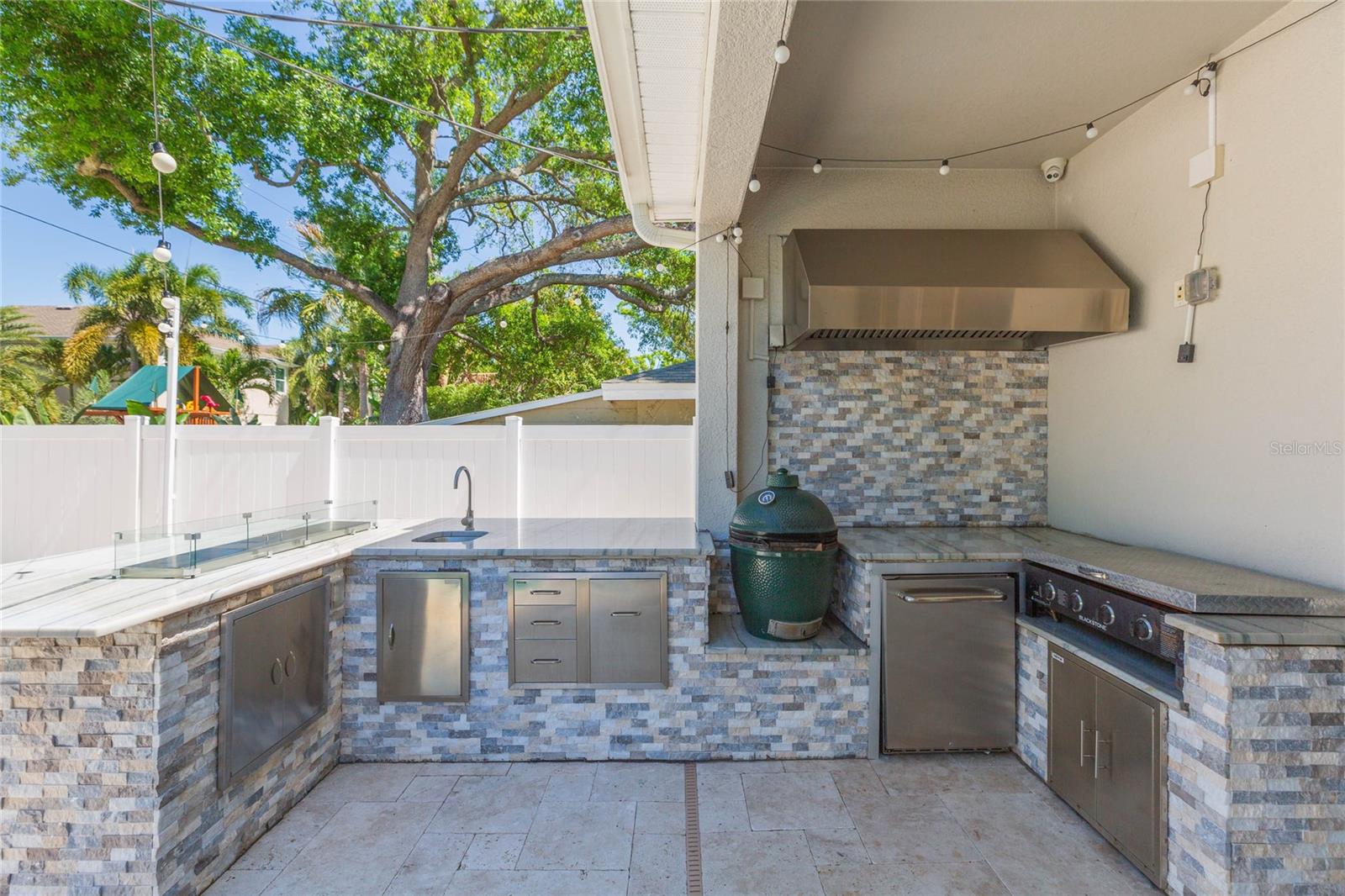 PERSHING PARK - Residential