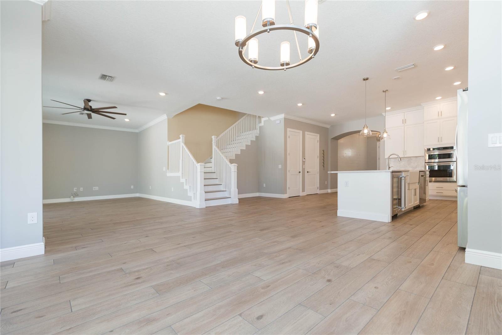 PERSHING PARK - Residential