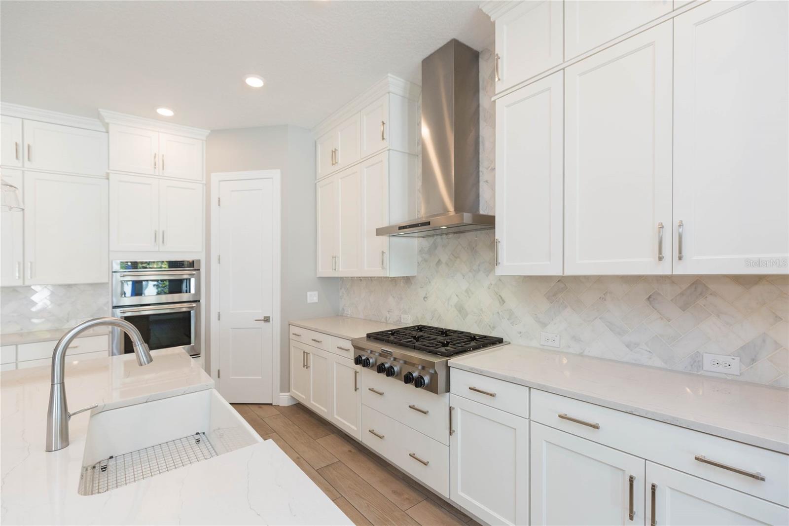 PERSHING PARK - Residential