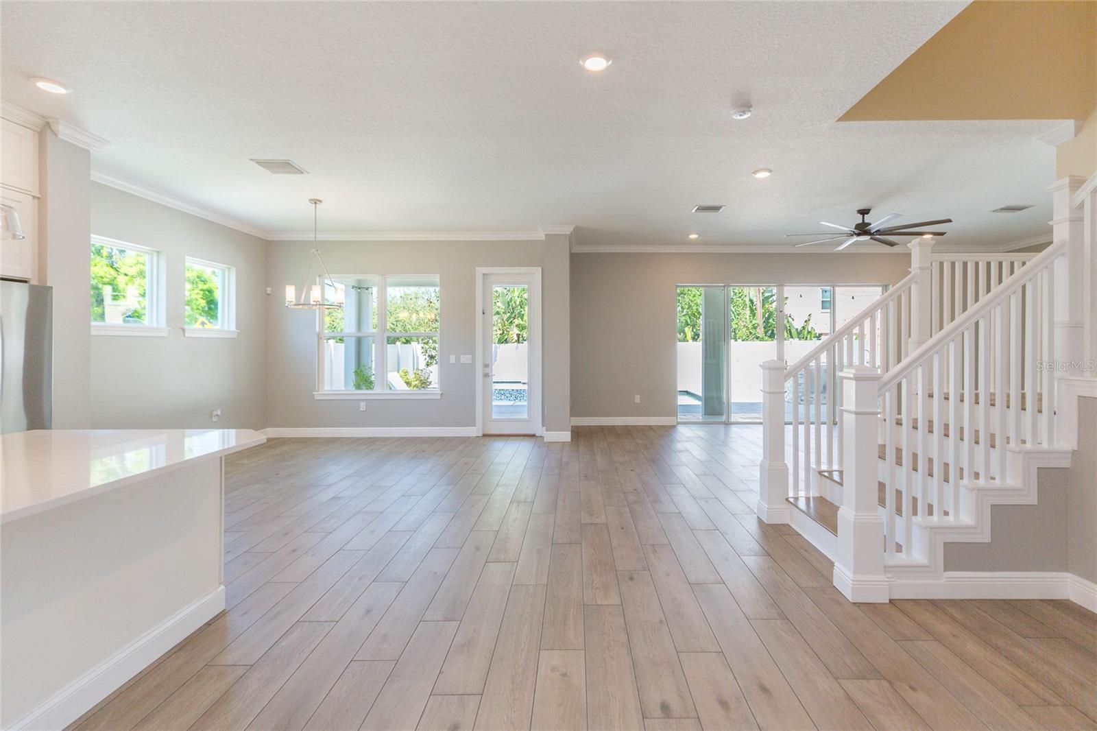 PERSHING PARK - Residential