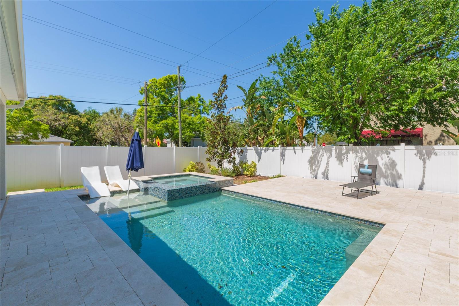 PERSHING PARK - Residential