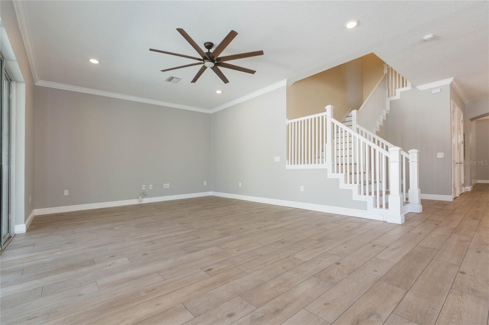 PERSHING PARK - Residential