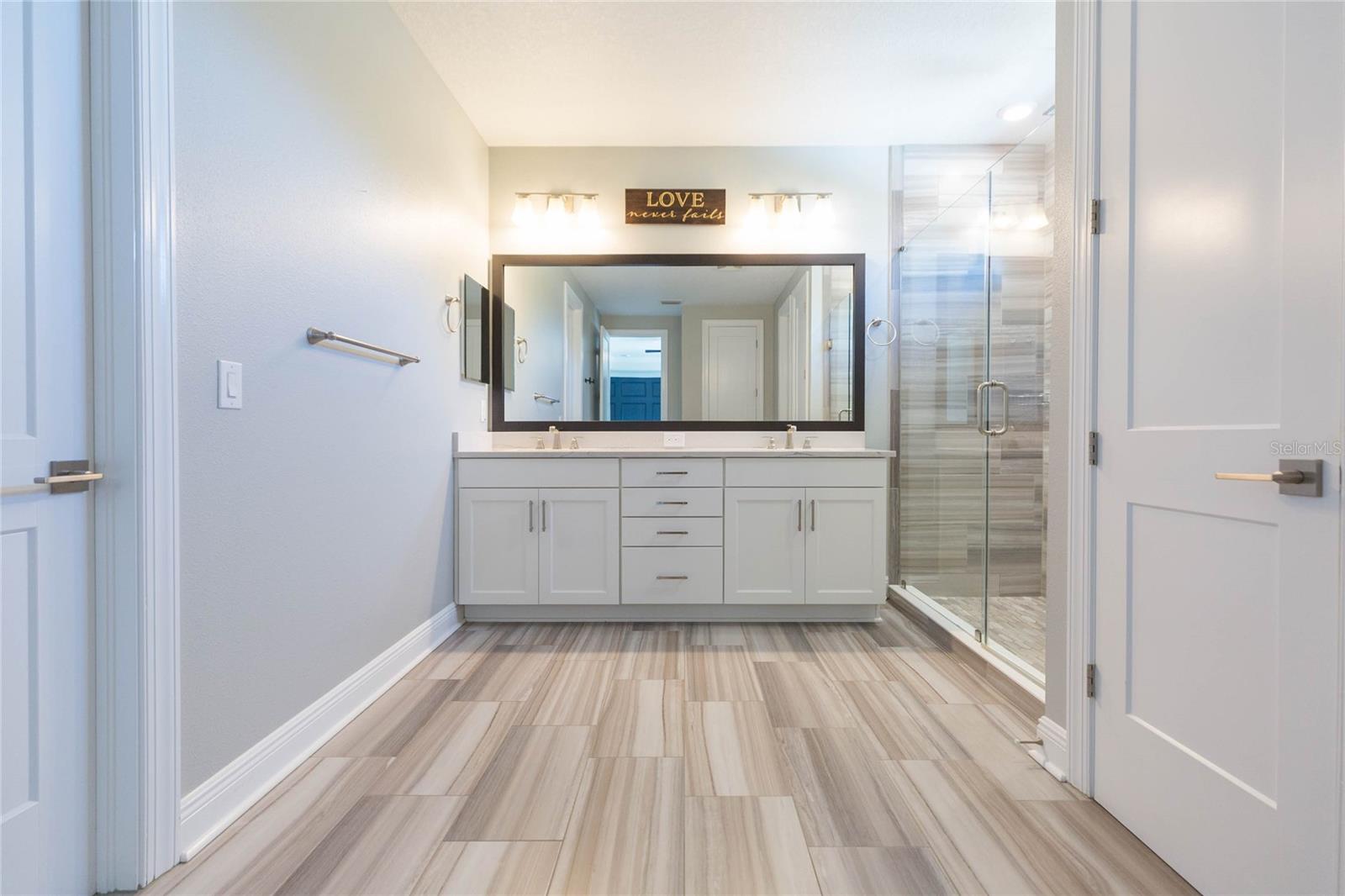 PERSHING PARK - Residential