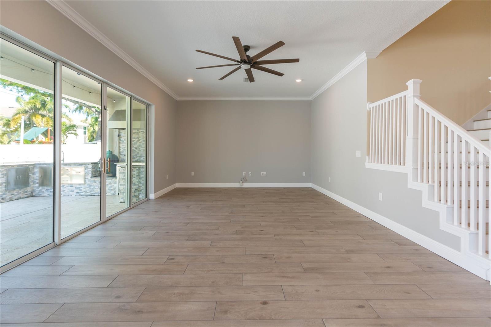 PERSHING PARK - Residential