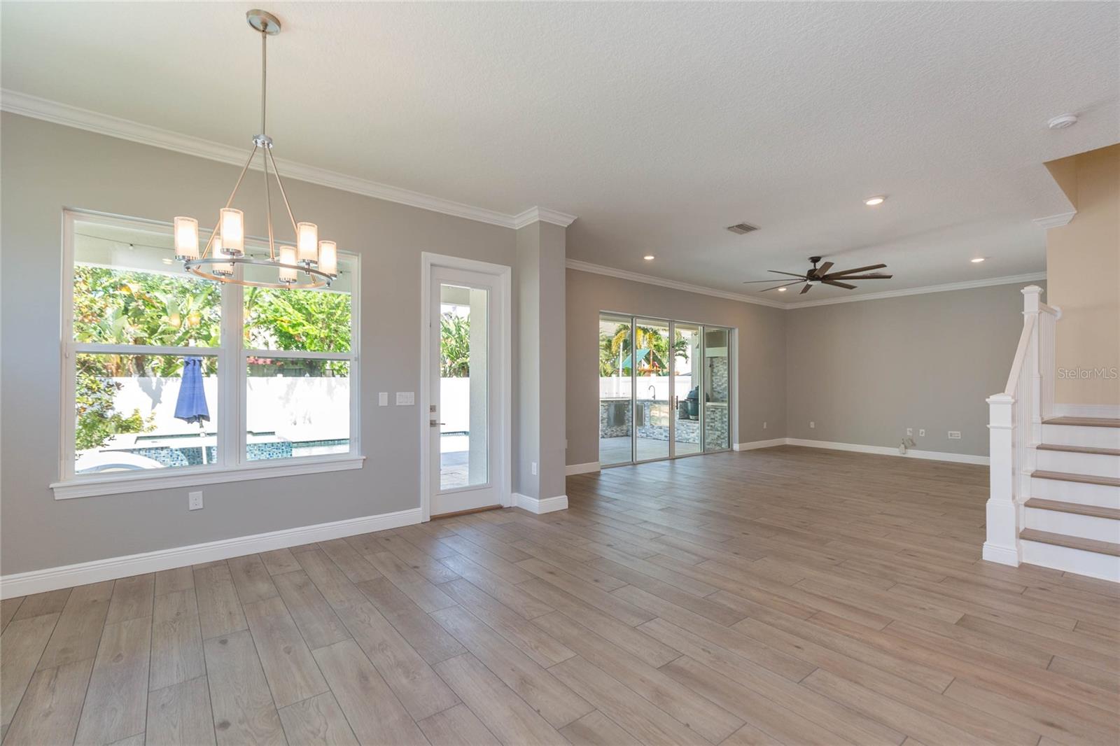 PERSHING PARK - Residential