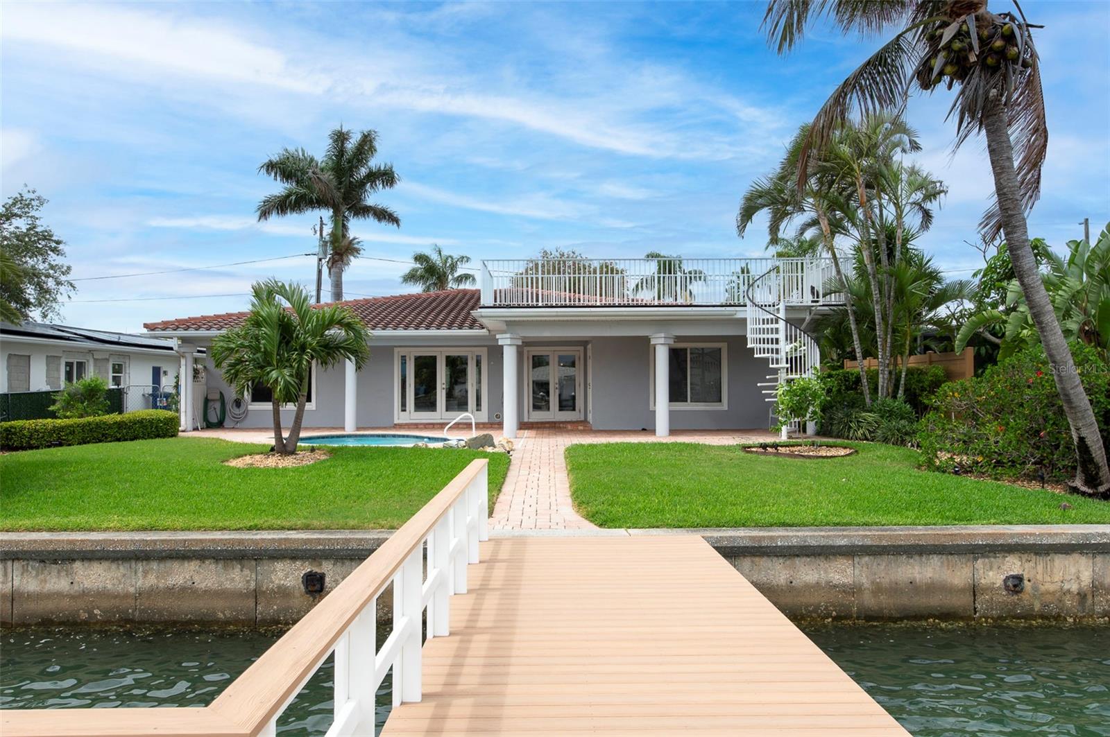 CAPRI ISLE SUB - Residential