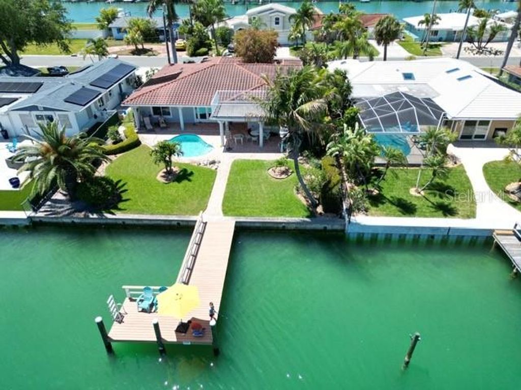 Photo of 11855 4th Street E, Treasure Island, FL 33706 (MLS # TB8500146)