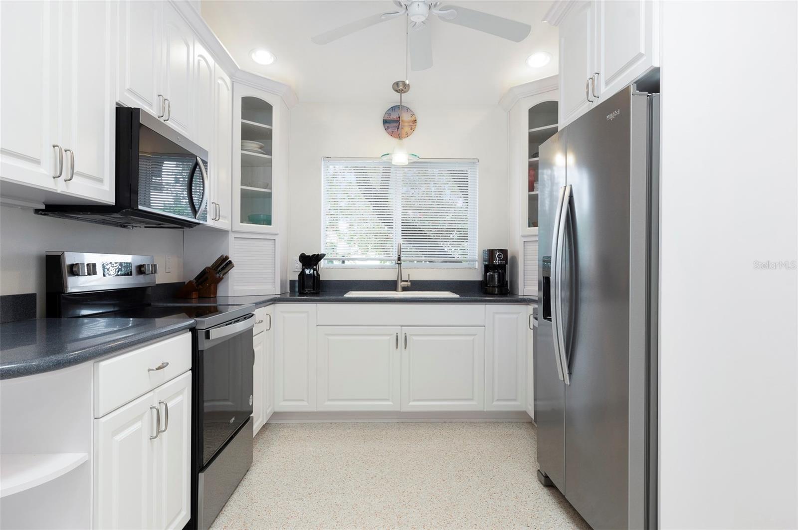 CAPRI ISLE SUB - Residential