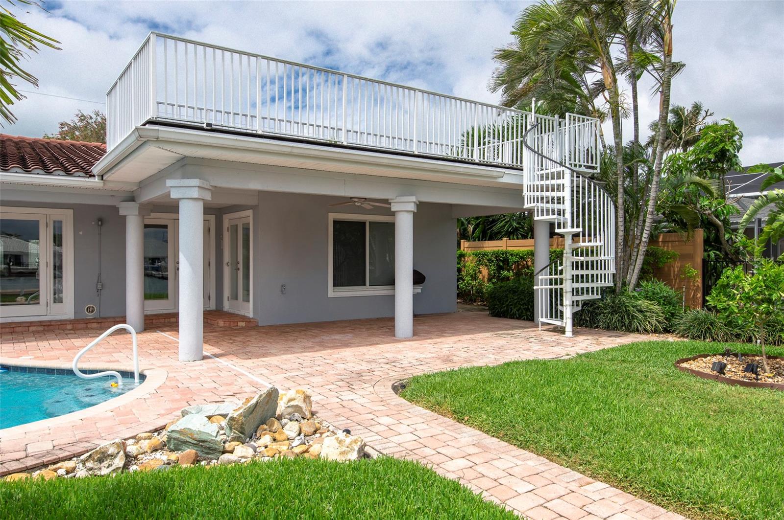 CAPRI ISLE SUB - Residential