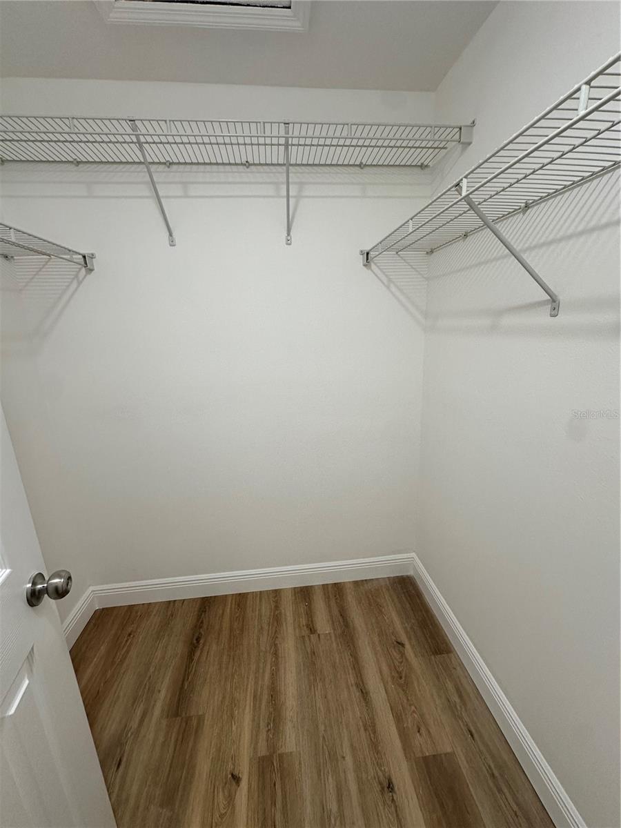 FAIRMONT - Residential