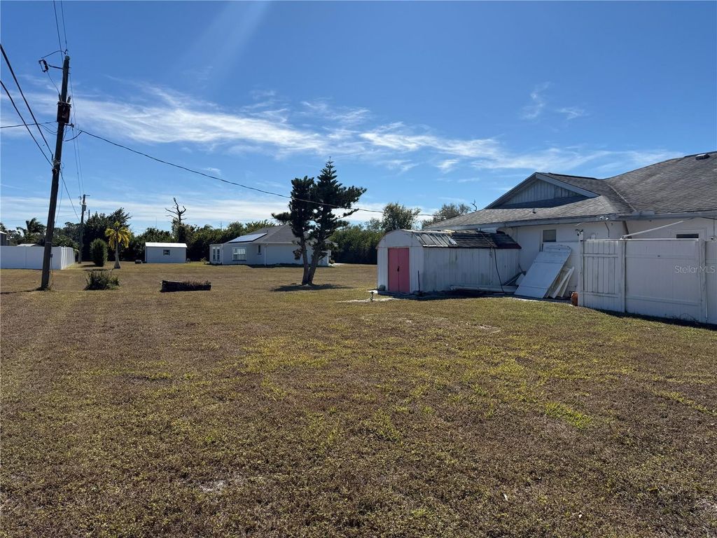 Photo of 7218 Peacock Lane, Englewood, FL 34224 (MLS # D6145719)