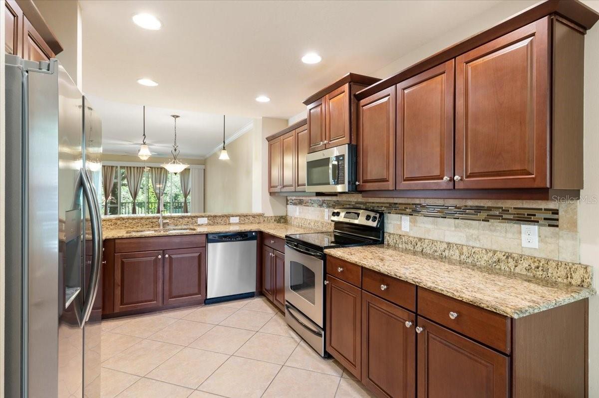 HARBORAGE ON BRADEN RIVER II PH I - Residential