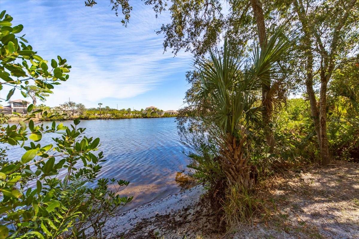 HARBORAGE ON BRADEN RIVER II PH I - Residential