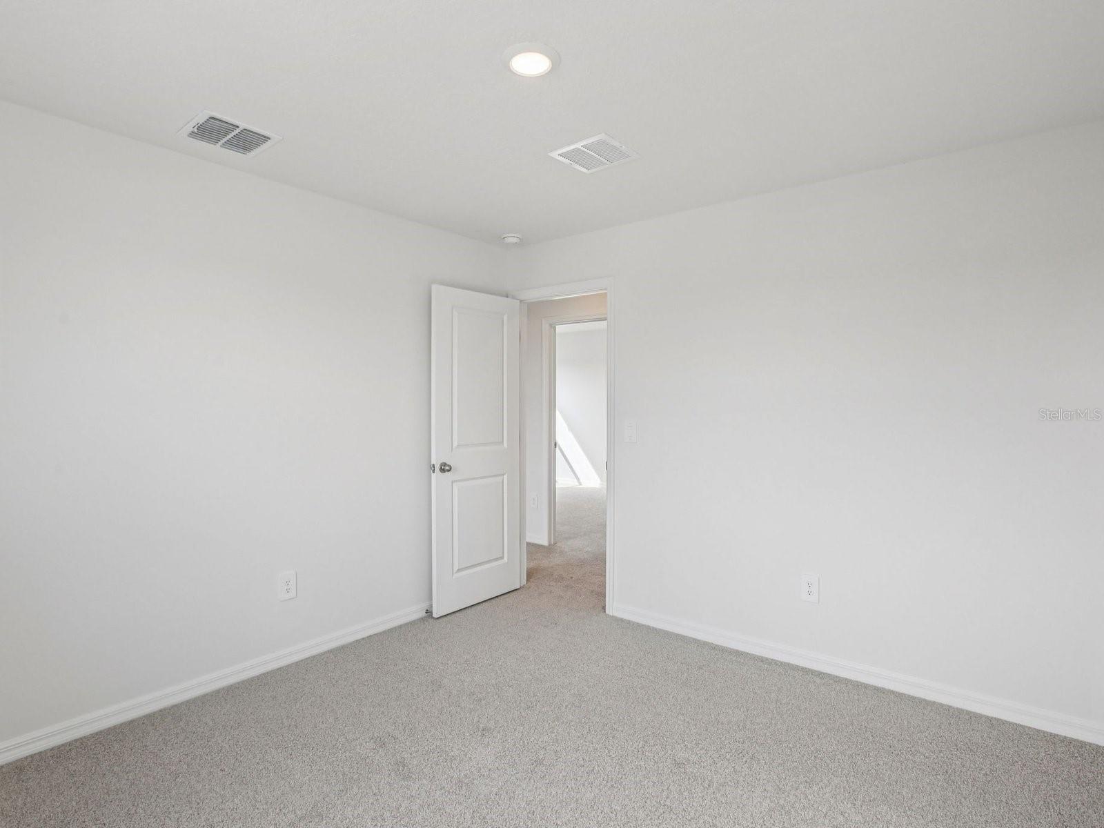 THE GROVE AT STUART CROSSING - Residential