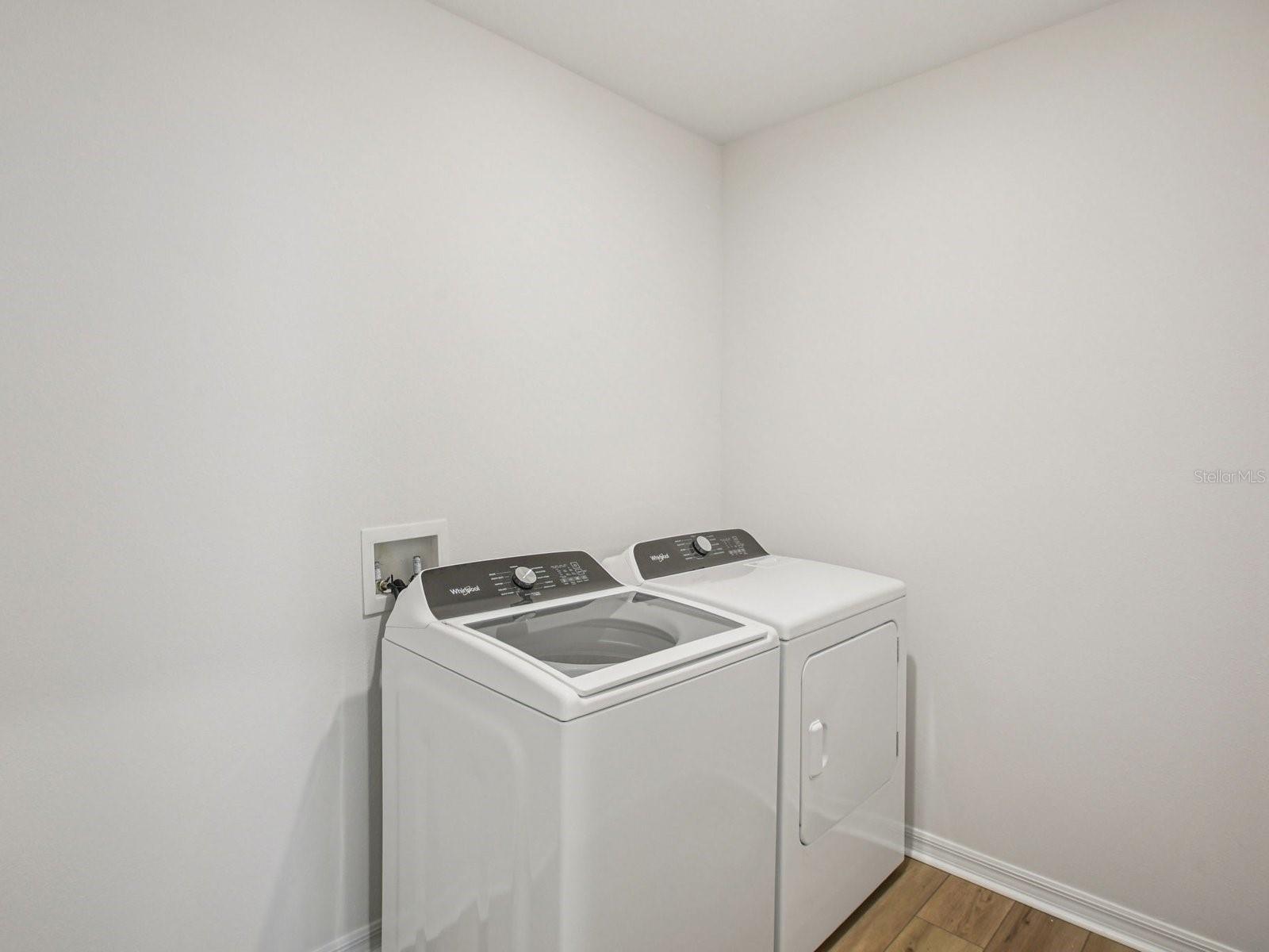 THE GROVE AT STUART CROSSING - Residential