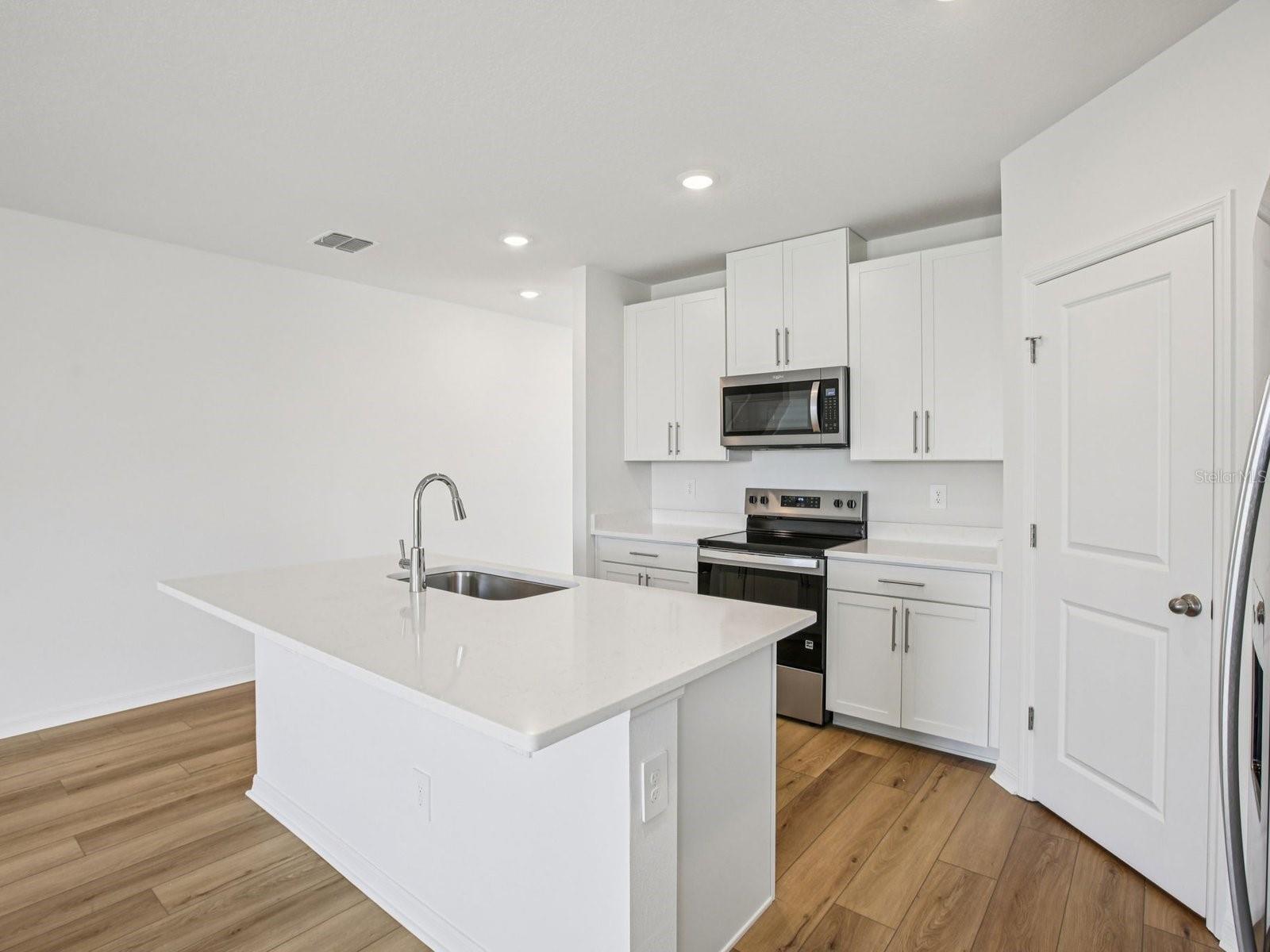 THE GROVE AT STUART CROSSING - Residential