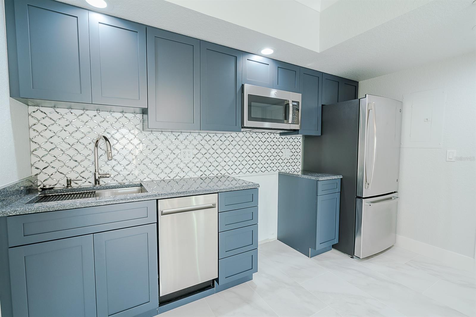 Coconut Palms Beach 02 Ph 04 - Residential