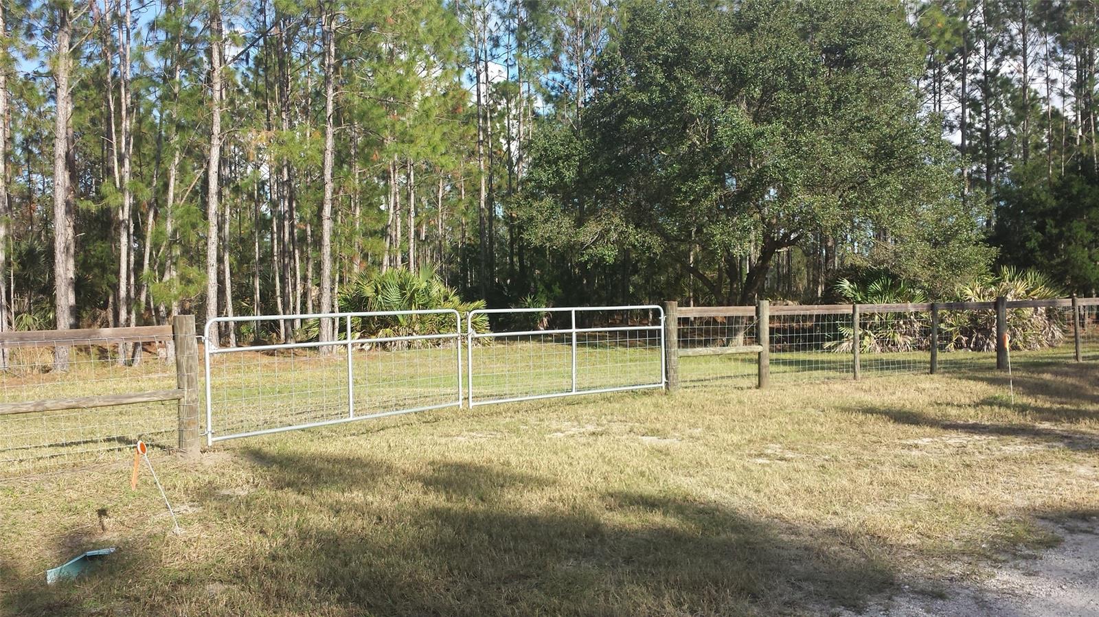 Ashby Cove Estates Unrec - Land