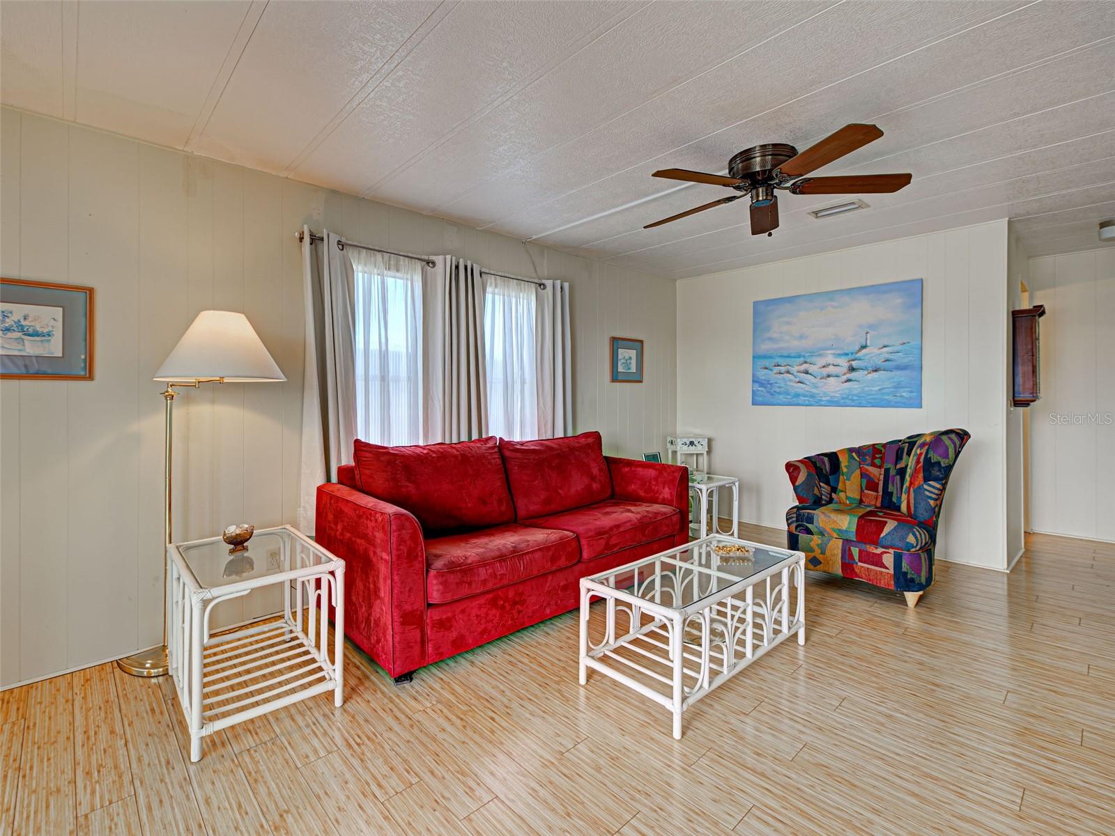 POLYNESIAN VILLAGE - Residential