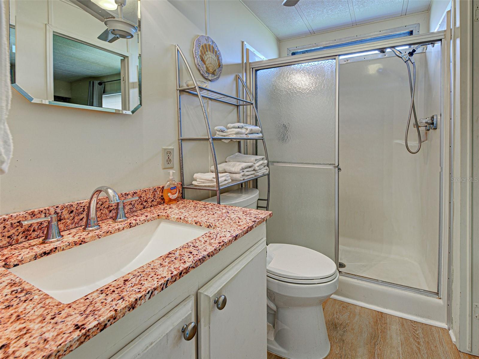 POLYNESIAN VILLAGE - Residential