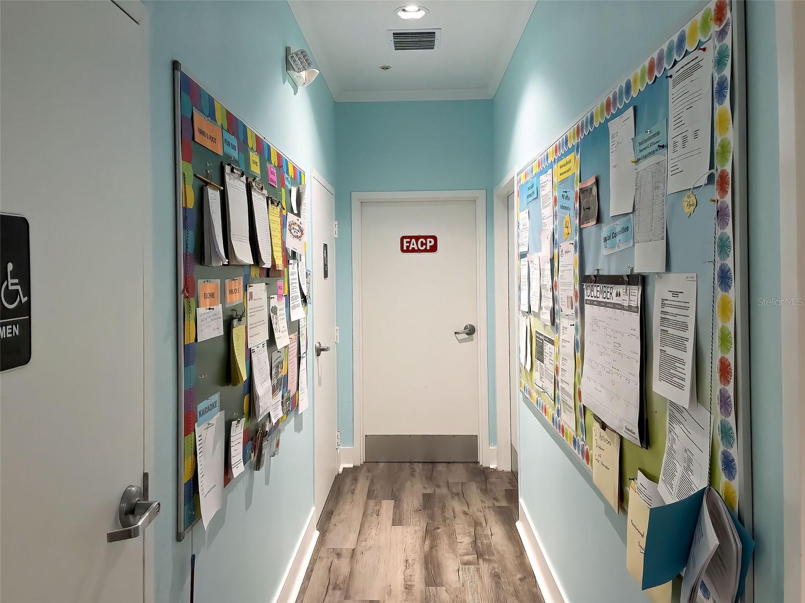 POLYNESIAN VILLAGE - Residential