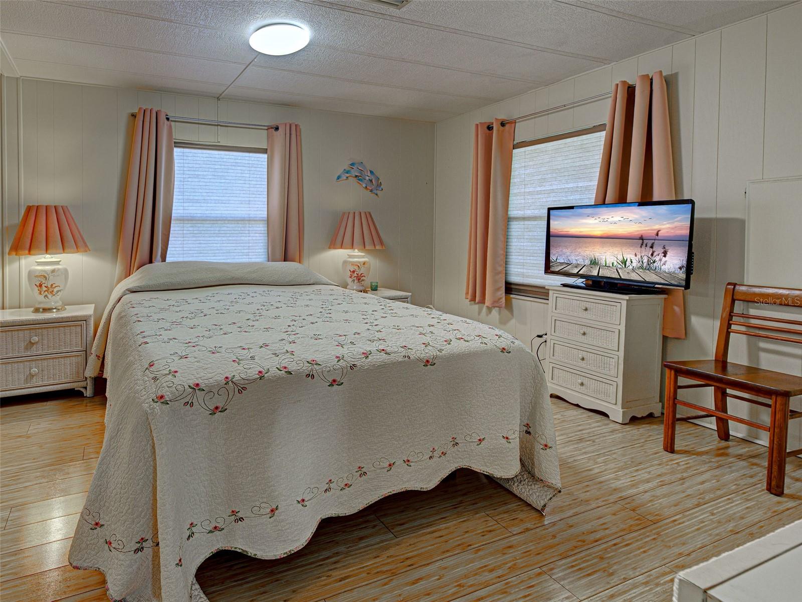 POLYNESIAN VILLAGE - Residential