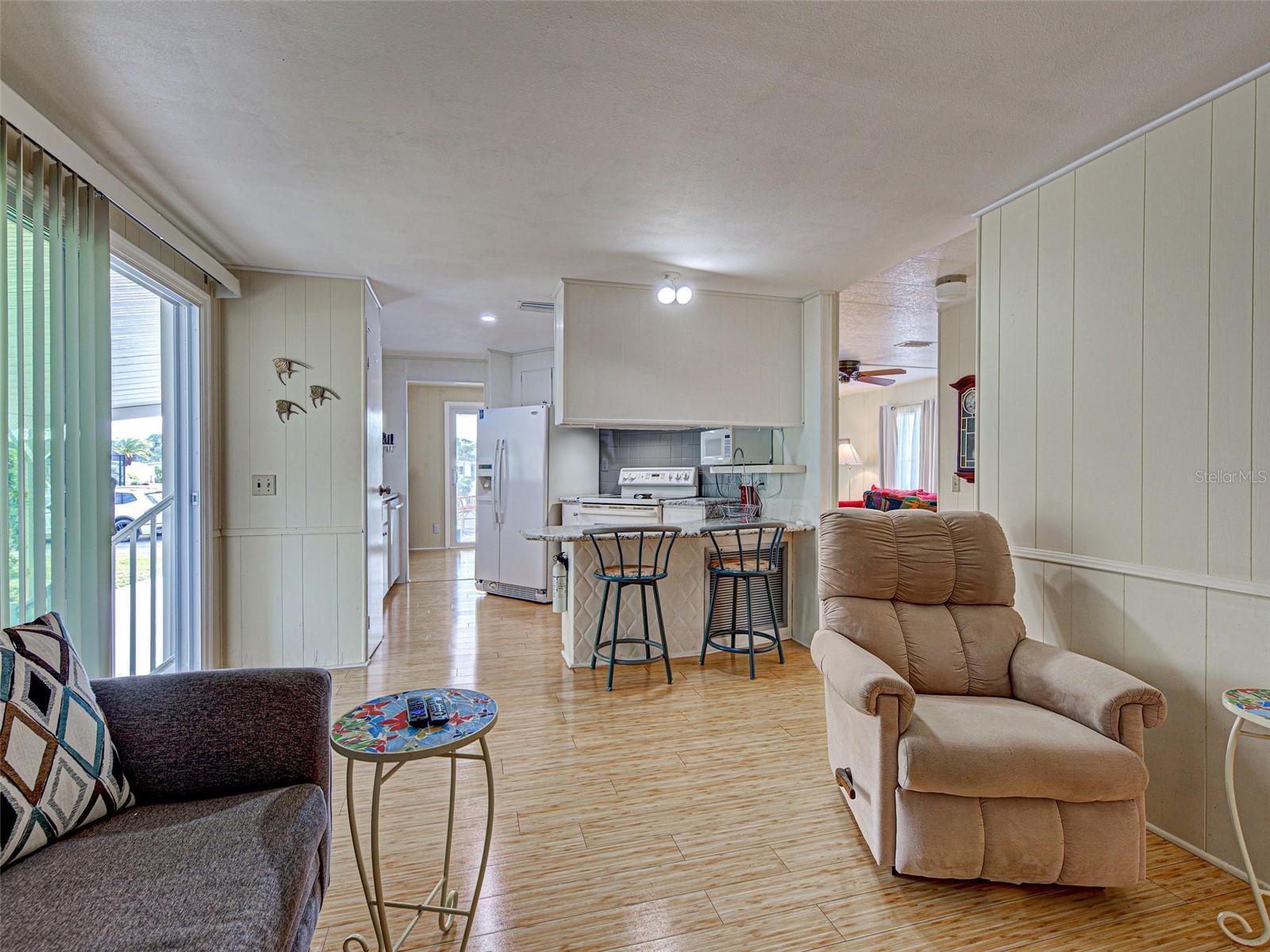 POLYNESIAN VILLAGE - Residential