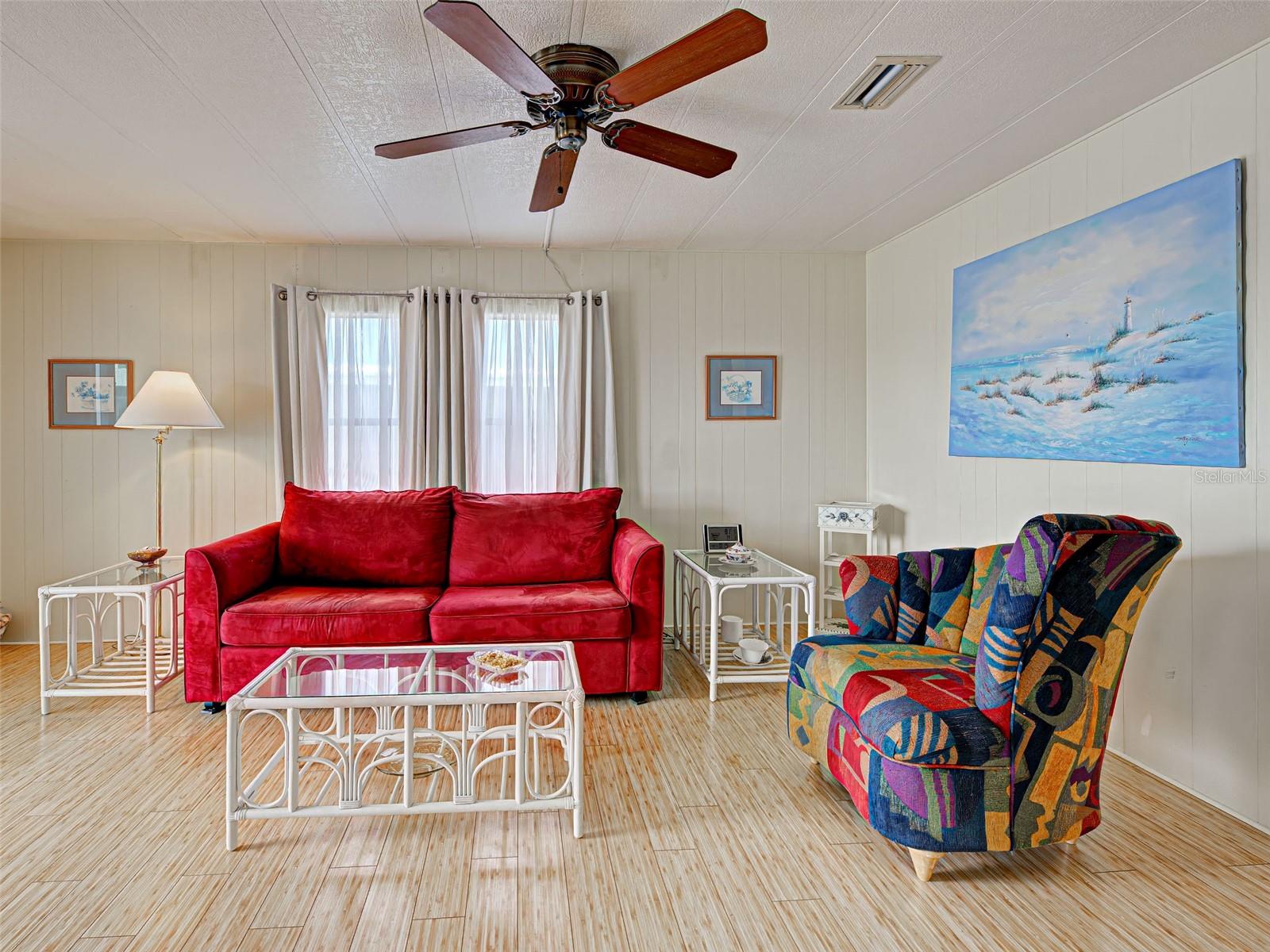 POLYNESIAN VILLAGE - Residential