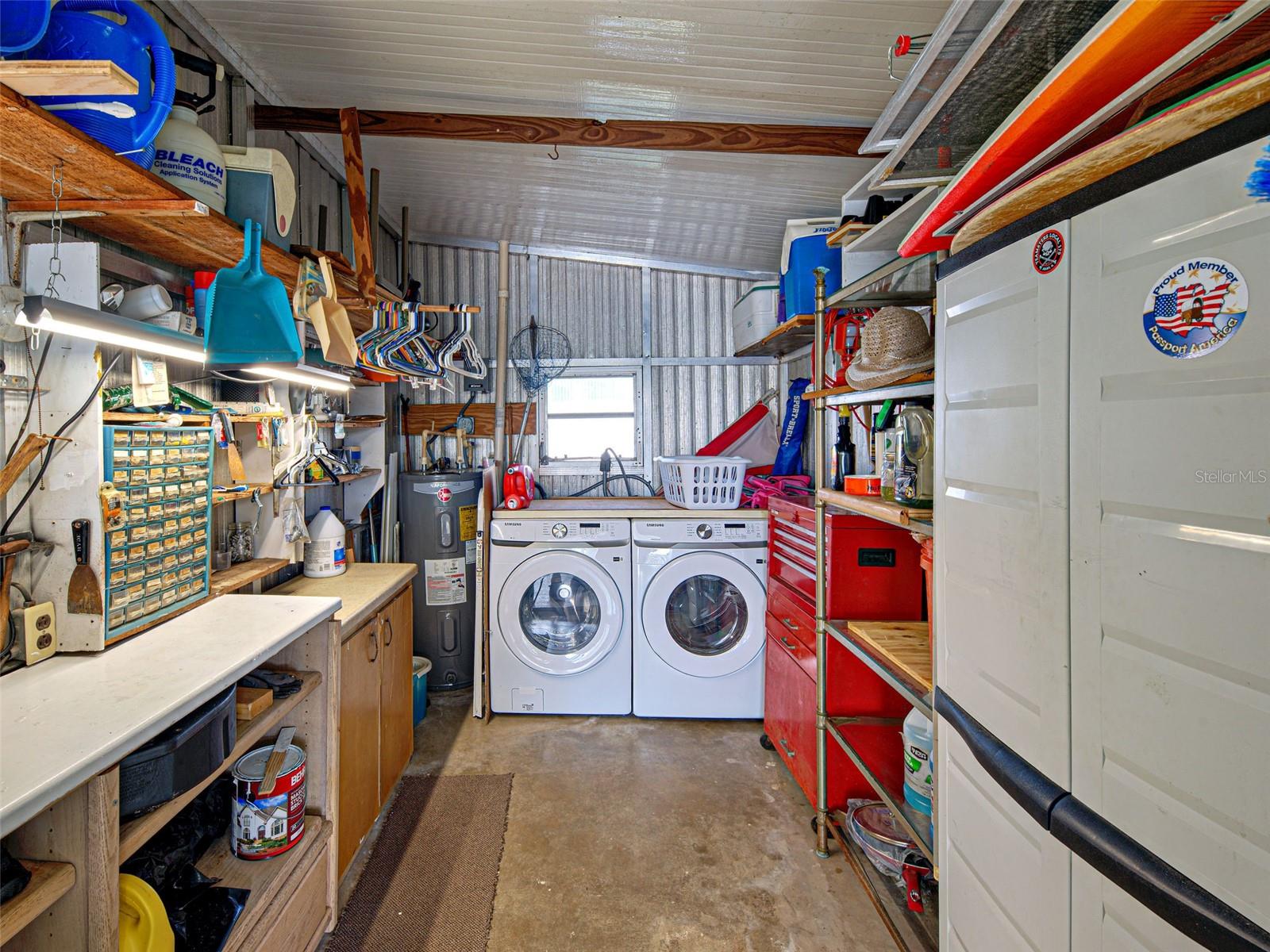 POLYNESIAN VILLAGE - Residential