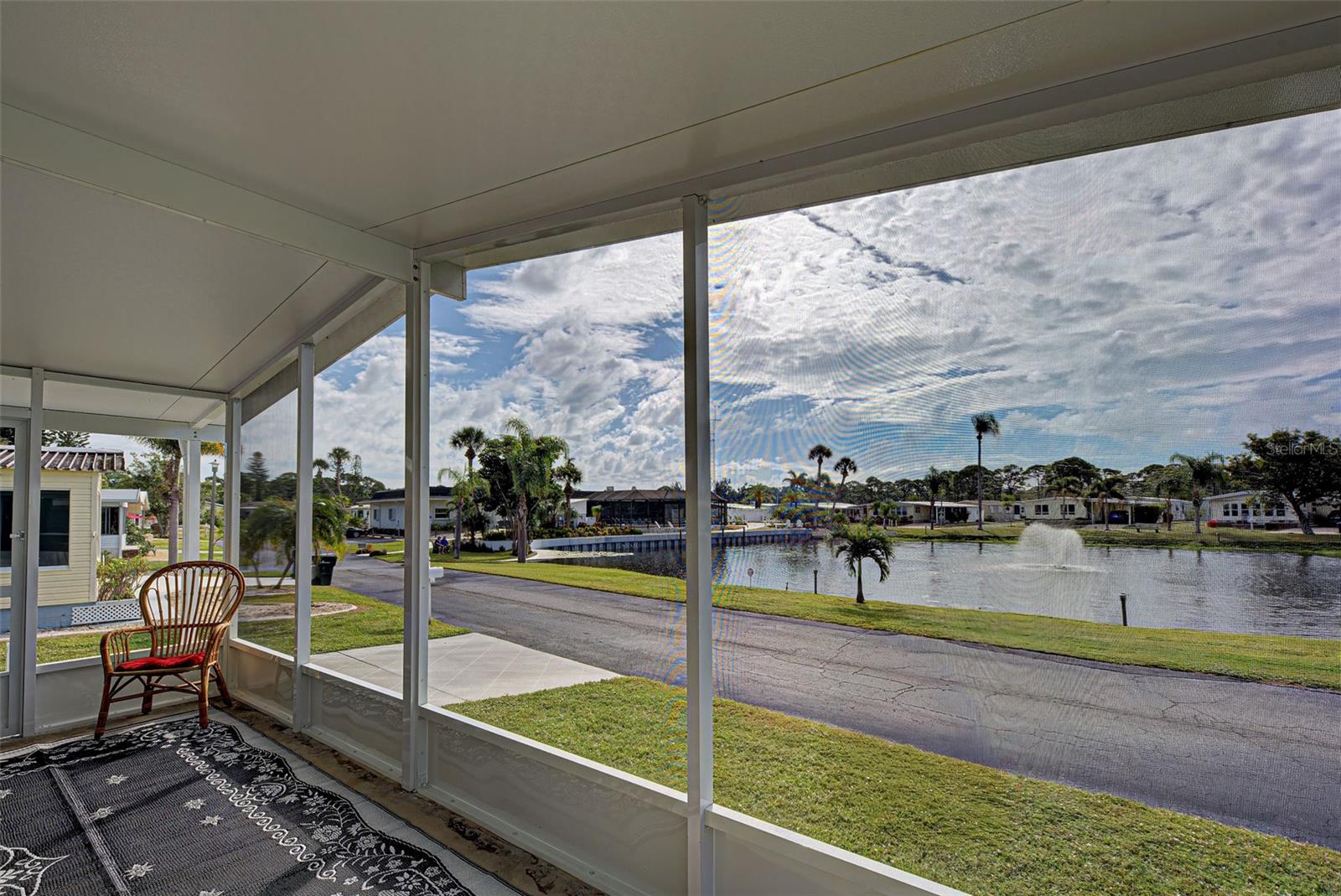 POLYNESIAN VILLAGE - Residential