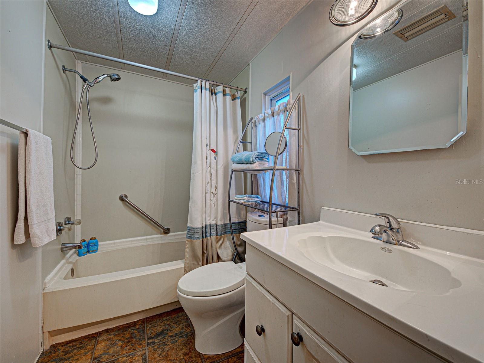 POLYNESIAN VILLAGE - Residential