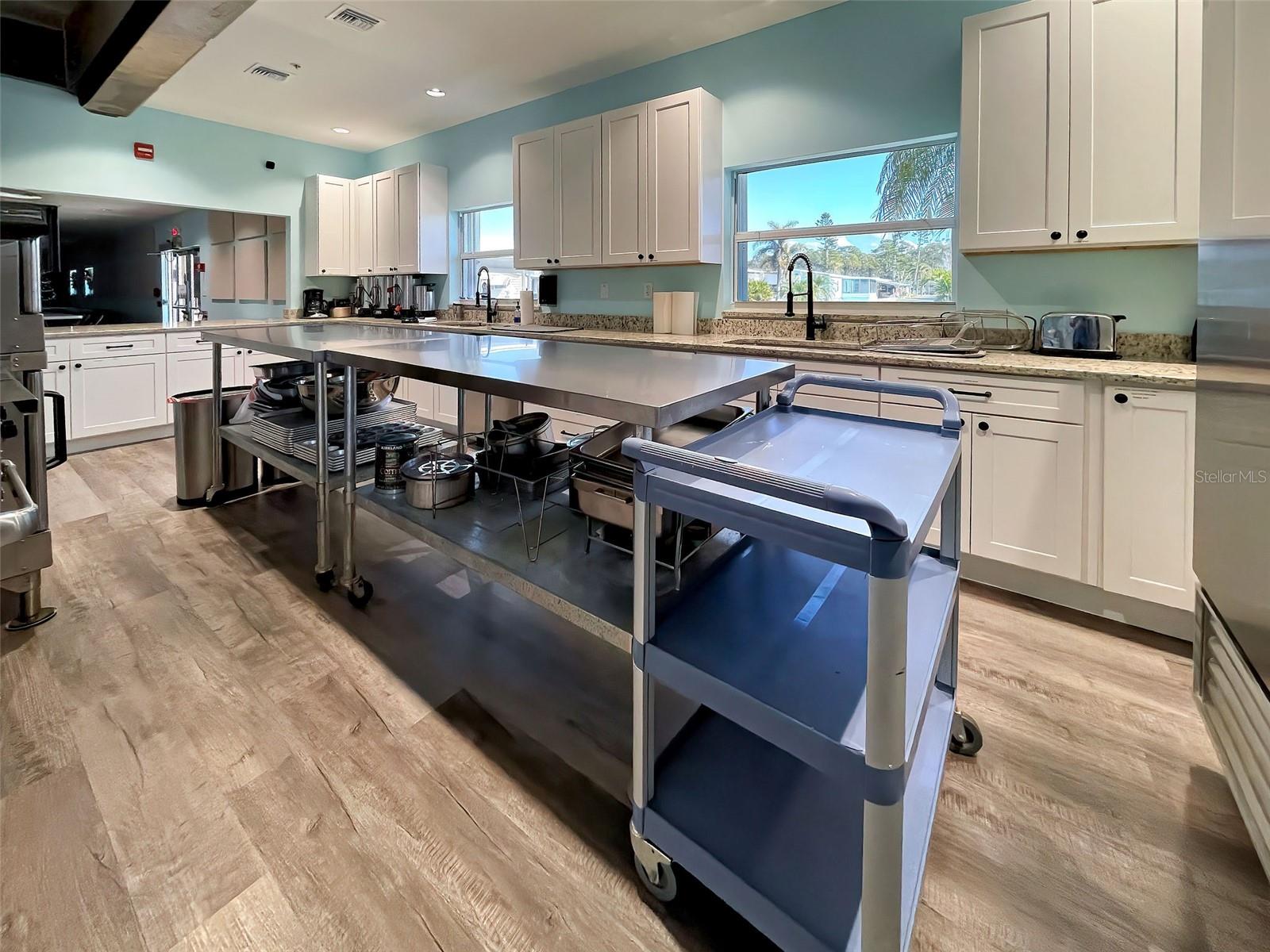 POLYNESIAN VILLAGE - Residential