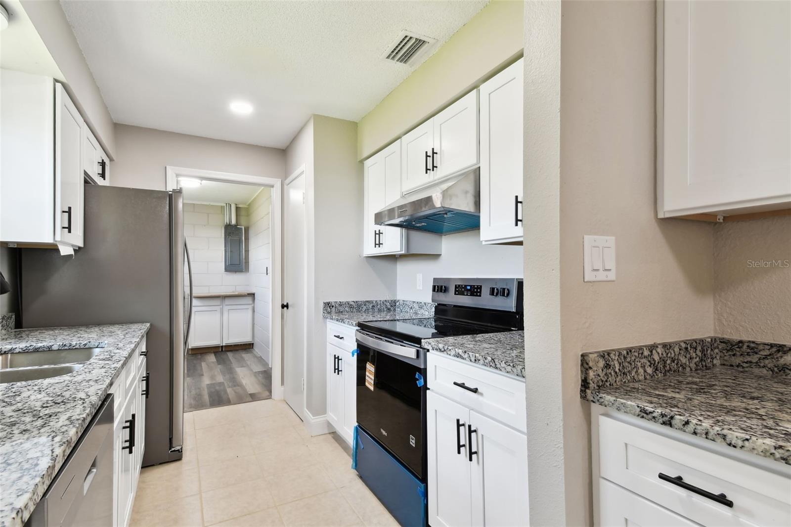 GORDON HEIGHTS PH 04 - Residential