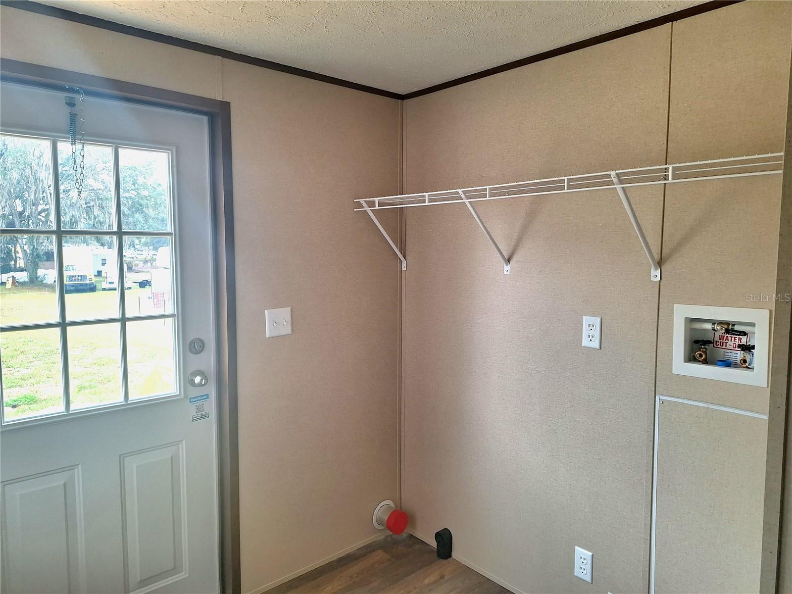 LITTLE LAKE WEIR 01 ADD - Residential