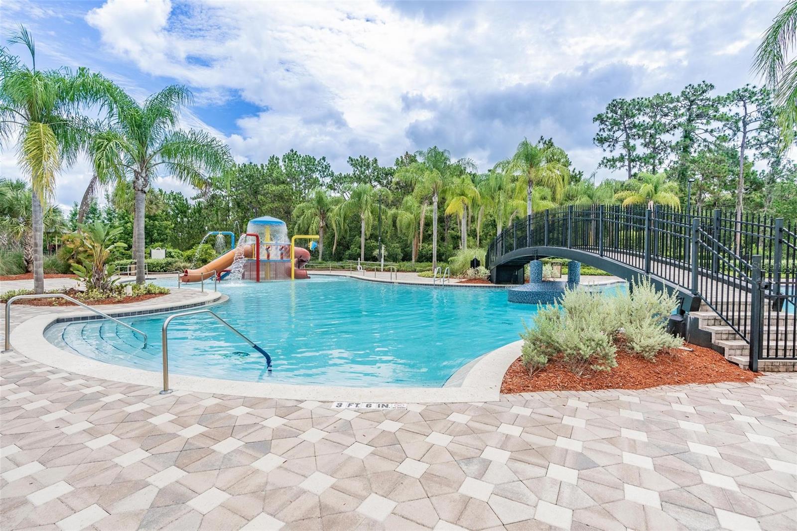 LIVE OAK PRESERVE - Residential