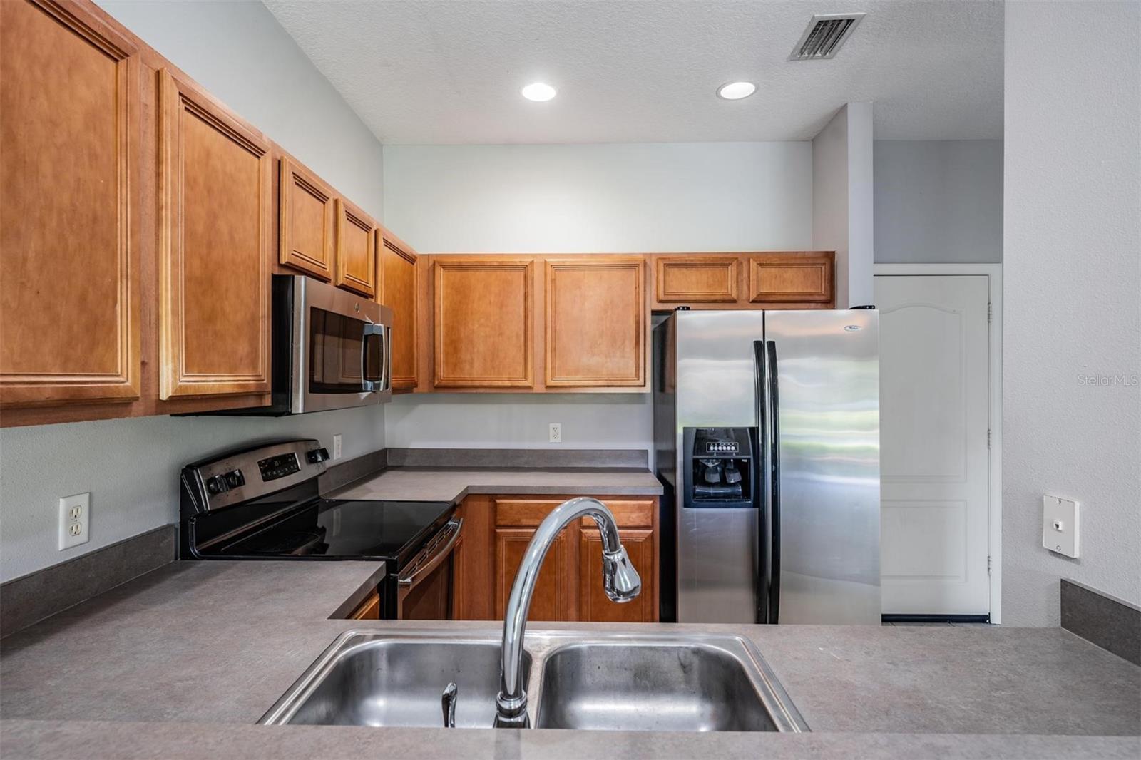 LIVE OAK PRESERVE - Residential