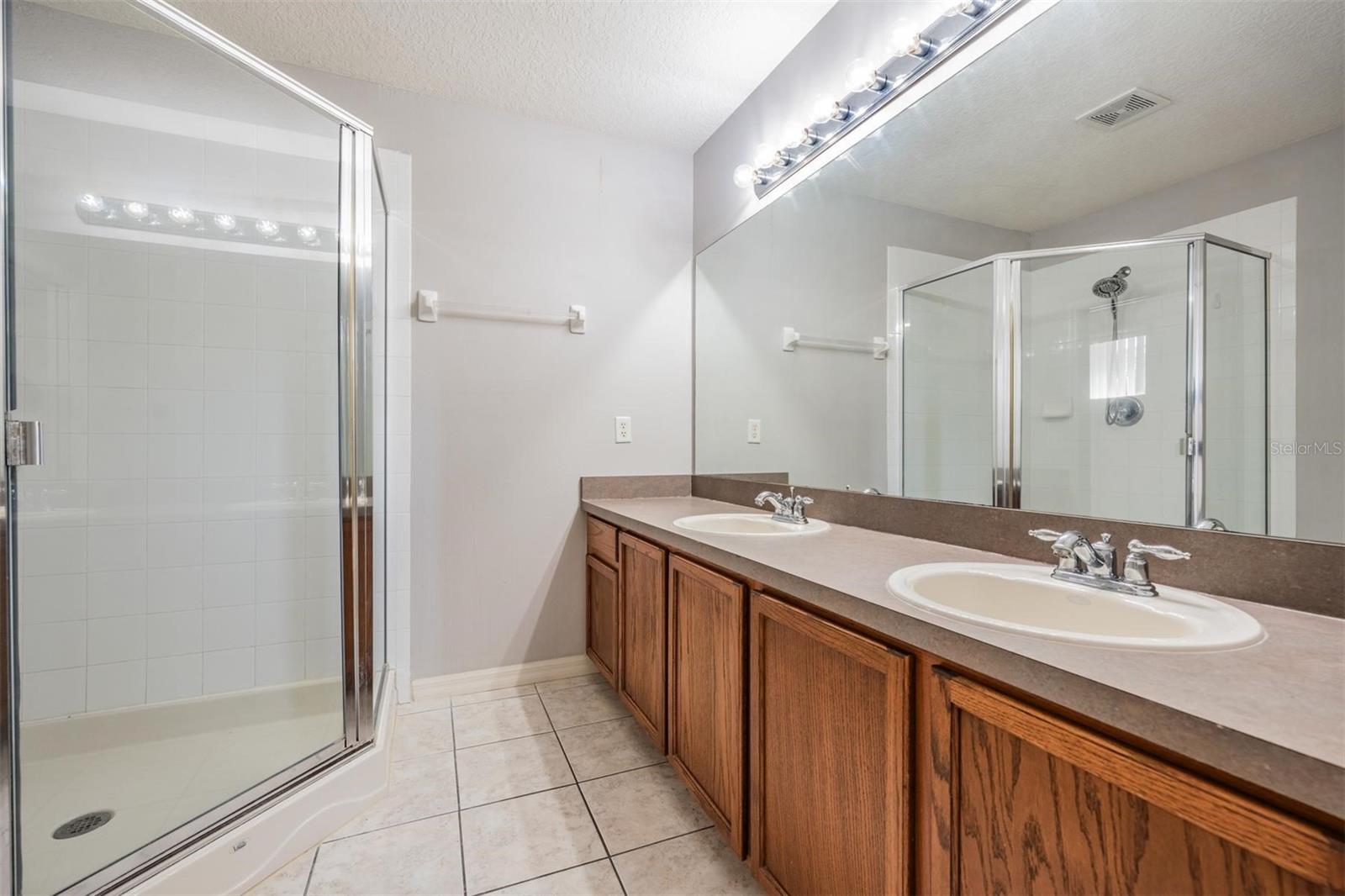 LIVE OAK PRESERVE - Residential