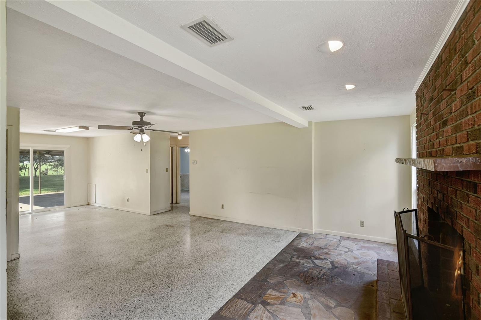 SUMMERFIELD - Residential