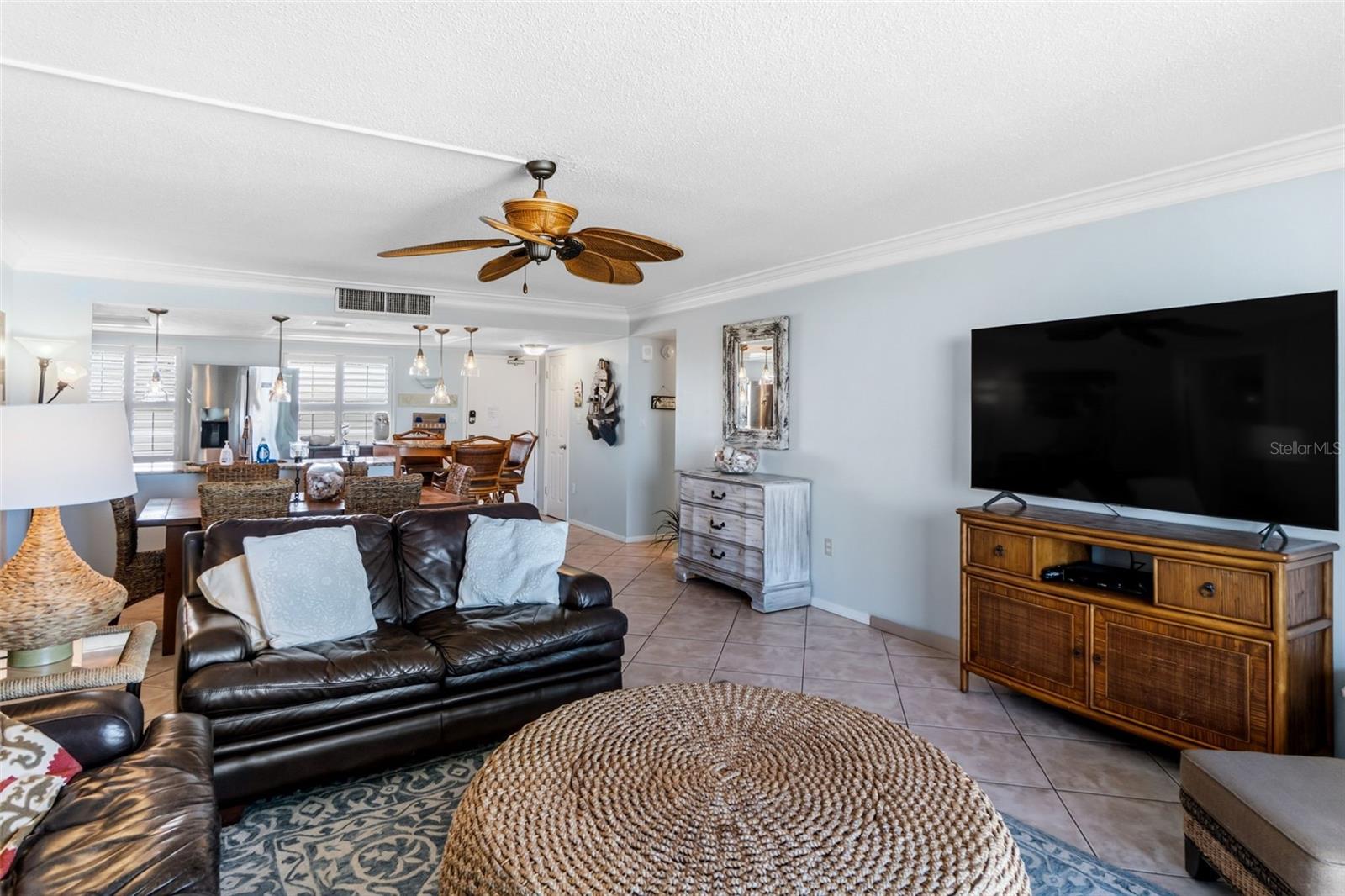 CRYSTAL SANDS 2 - Residential