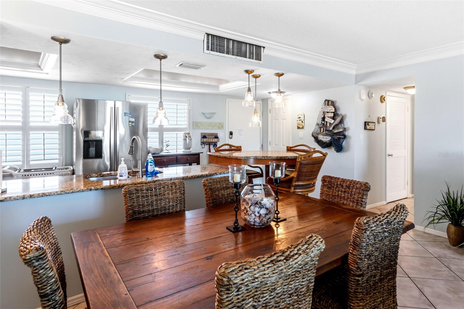 CRYSTAL SANDS 2 - Residential