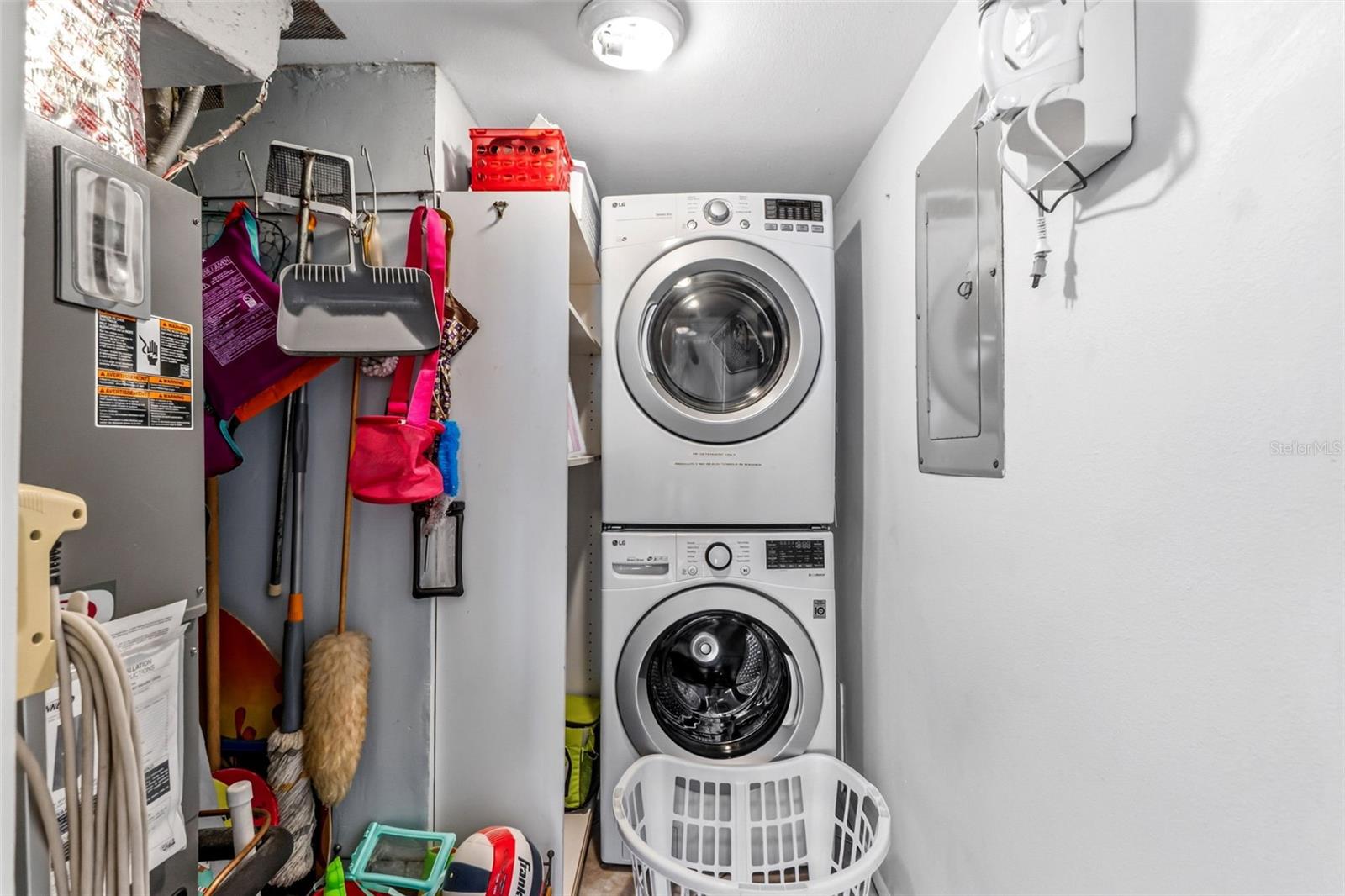 CRYSTAL SANDS 2 - Residential