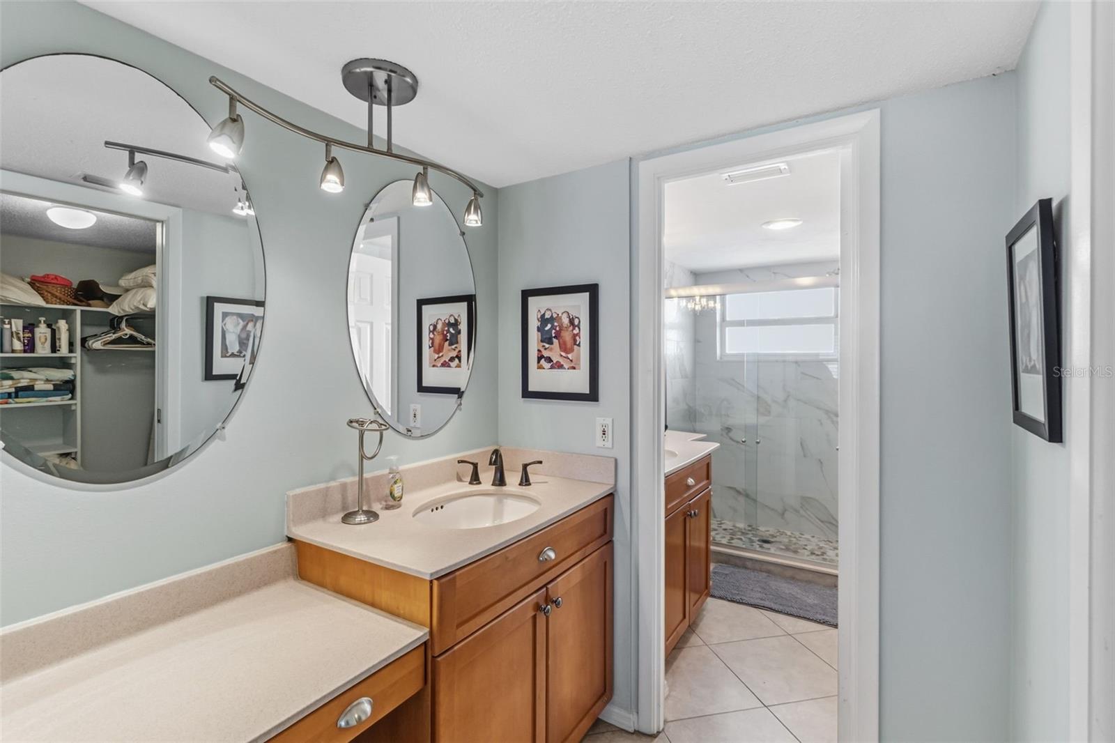 CRYSTAL SANDS 2 - Residential