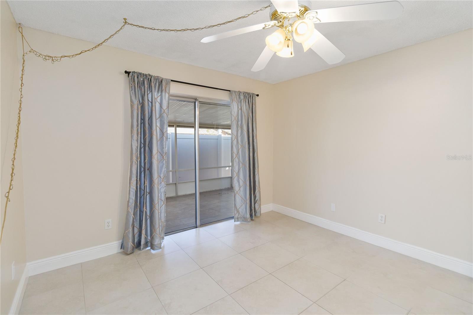 PARK LAKE VILLAS CONDO - Residential